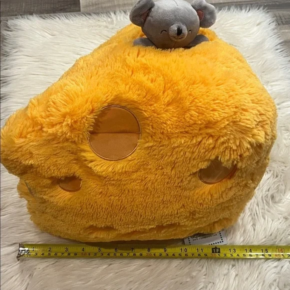 Squishable plush retired cheese wedge with mouse large 15” like new - Picture 7 of 7